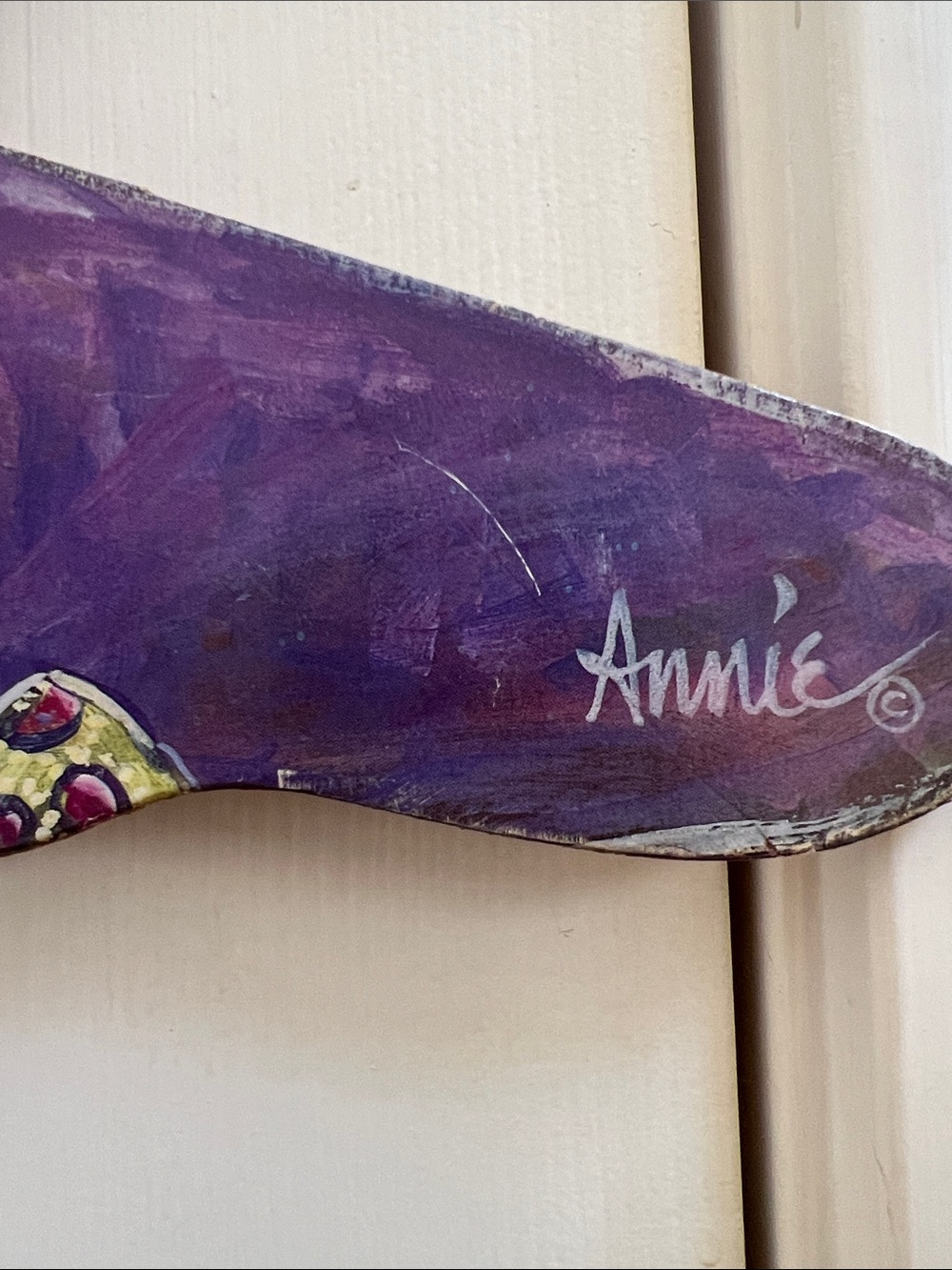 ANNIE RHINEHART; VINTAGE, Stupell Johnston Wooden Cat Clothes/Display Hanger! - Picture 2 of 6